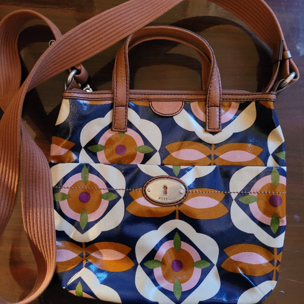 Fossil crossbody bag
